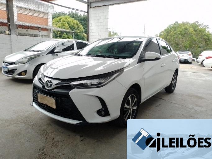 TOYOTA YARIS 24/24