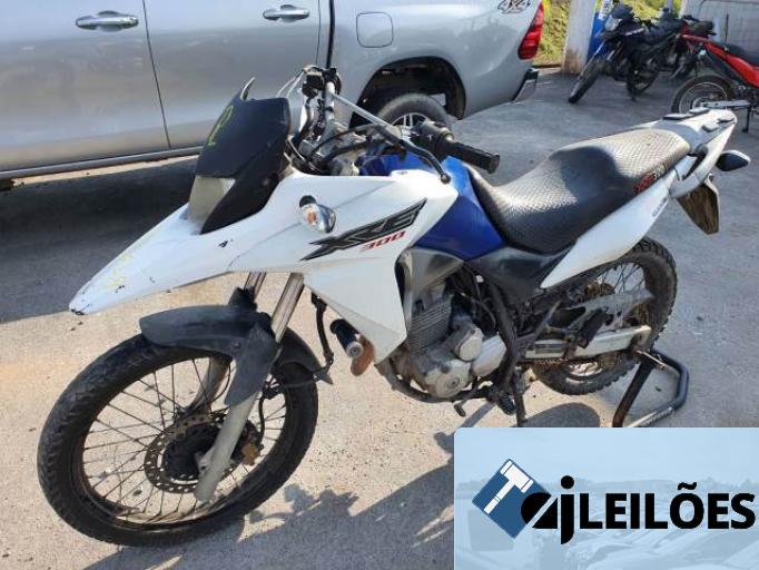HONDA XRE 300 17/17