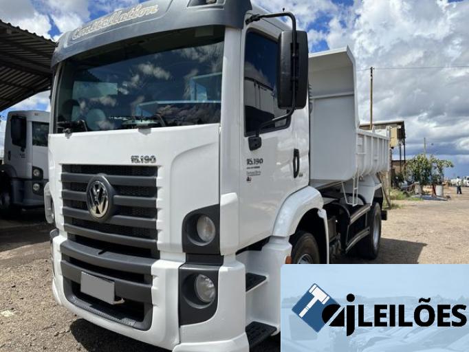 VOLKSWAGEN CONSTELLATION 15-190 13/13