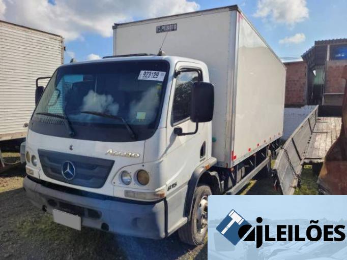 MERCEDES BENZ ACCELO 22/22
