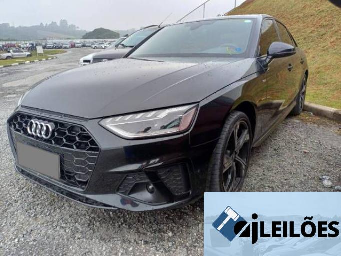 AUDI A4 22/23