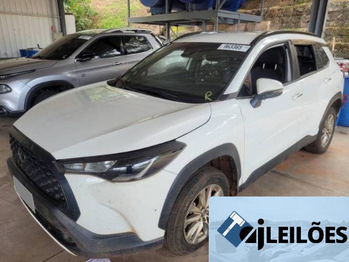 TOYOTA COROLLA CROSS 23/24