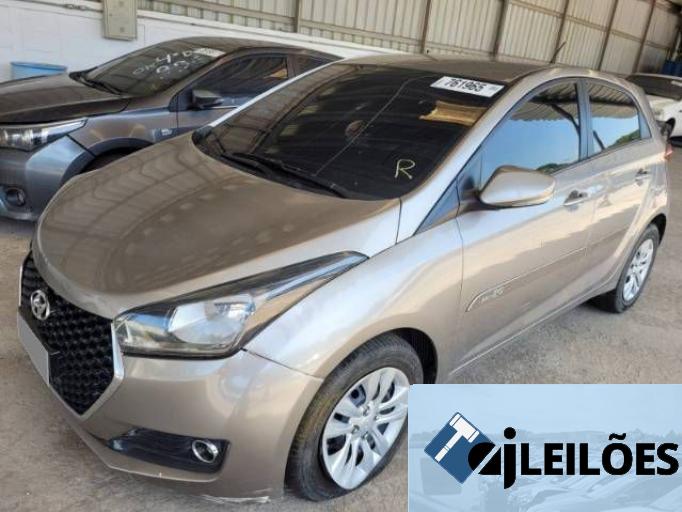 HYUNDAI HB20 19/19